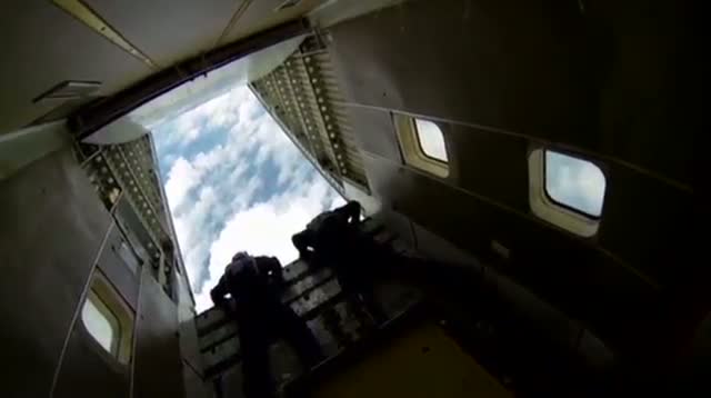 Escape Artist Pulls Off Locked Coffin Skydive