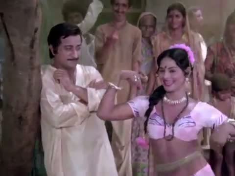 Dayya Re Dayya Mein - Best Superhit Bollywood Holi Song - Pyar Ke Rahi (1982) - Holi Special Song