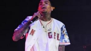 Chris Brown Suffer Seizure
