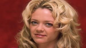 ‘That ’70s Show’ Star Lisa Robin Kelly Dead at Age 43