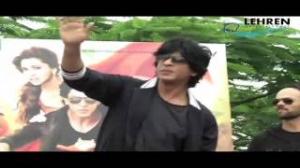 OMG! Shahrukh Khan's Mobile Number 09015500555 (Call NOW)