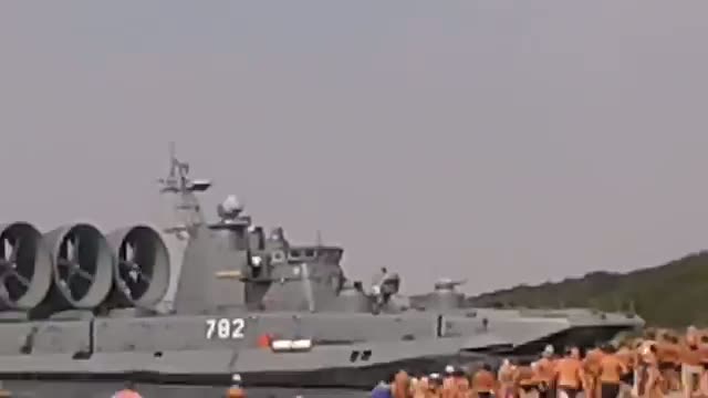 NEW FOOTAGE - Russian Navy Hovercraft Lands On Busy Beach (PART TWO)