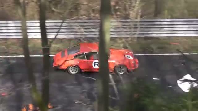 RUSH 2013: Niki Lauda's crash rescue at Nürburgring, behind the scenes.