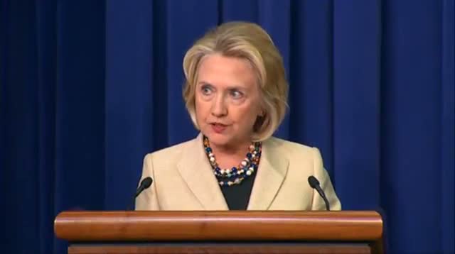 Clinton: Syria Needs Credible US Military Threat