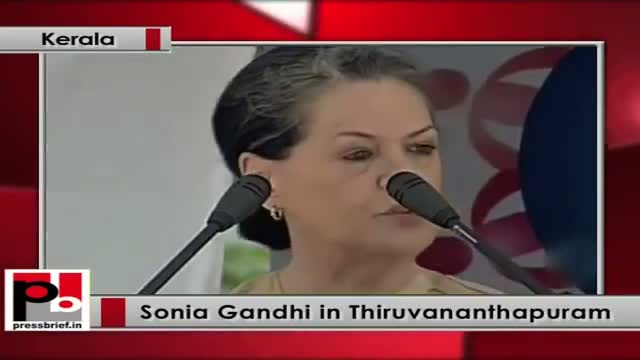 Sonia Gandhi in Kerala enlists UPA govt's flagship policies