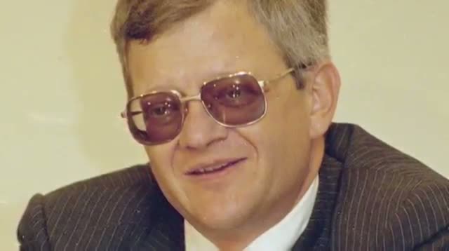 Best-selling Author Tom Clancy Dead at 66 Video