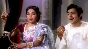 Re Man Sur Mein Ga - Classical Song - Lal Patthar (1971) - Raaj Kumar, Hema Malini, Raakhee, Vinod Mehra (Old is Gold)