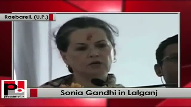 Sonia Gandhi in Raebareli lays foundation stone of rail wheel plant at Lalganj (UP)