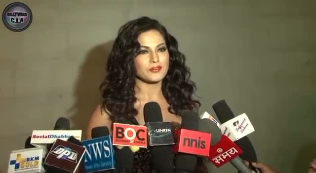 Veena Malik's HOT PHOTOSHOOT: MUST WATCH
