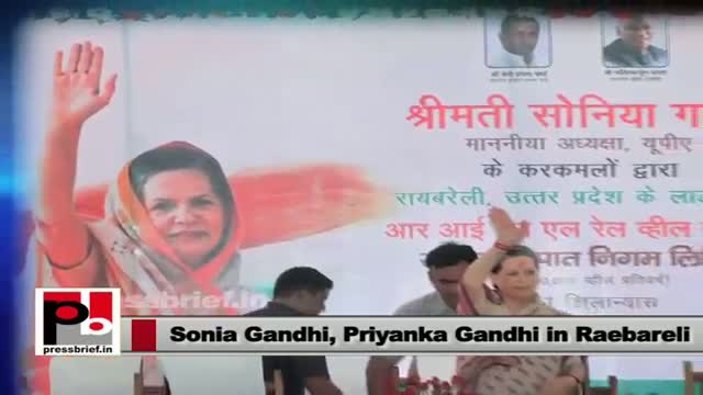 Sonia Gandhi and Priyanka Gandhi strike chord with the people of Raebareli