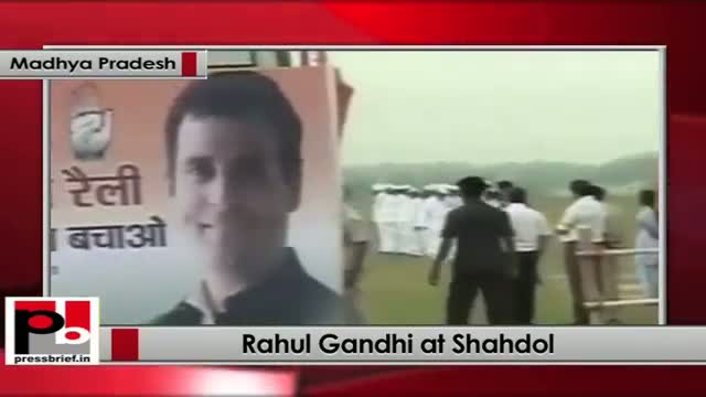 Rahul Gandhi at a Congress rally at Shahdol (Madhya Pradesh)