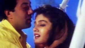 Dheere Dheere Chori Chori - Bollywood Romantic Song - Imtihaan (1995) - Sunny Deol, Raveena Tandon