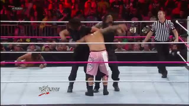 WWE Raw: Big E Langston & The Usos vs. The Shield - Six-Man Tag Team Match - Oct. 28, 2013