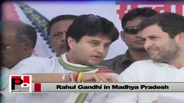 Rahul Gandhi lauds UPA slams BJP in Madhya Pradesh
