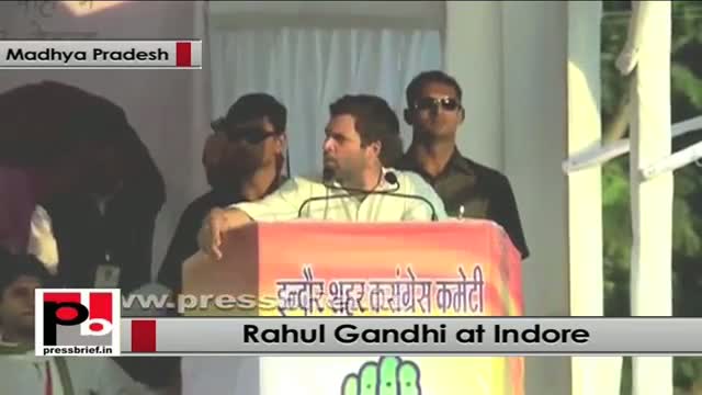 Rahul Gandhi in Indore (Madhya Pradesh): Congress united but BJP divides people
