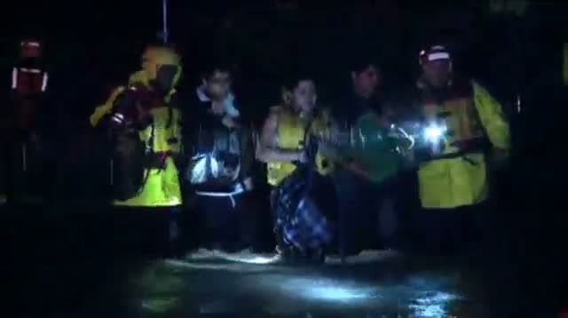 Heavy Rain Prompts Flooding, Rescues in Tx.