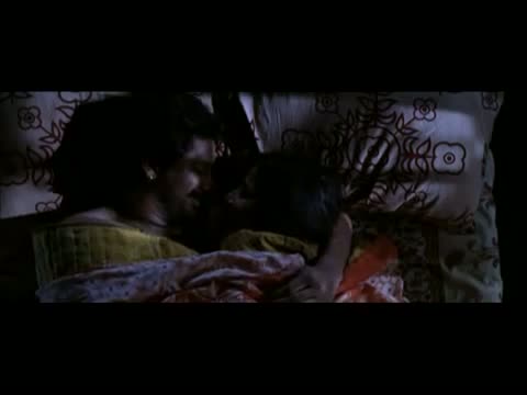 Arshad Warsi & Vidya Balan hot bed scene Ishqiya Deleted Scene