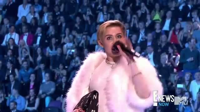 Miley Cyrus' MTV EMA Speech Is Cut Short