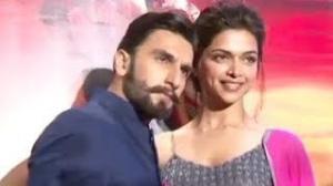 Deepika Padukone & Ranveer Singh promote 'Ram-leela' in Delhi