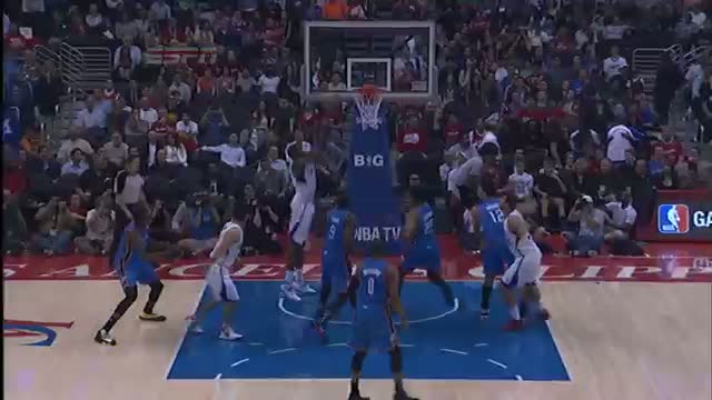 NBA: Blake Griffin's AMAZING Touch Pass Oop to DeAndre Jordan