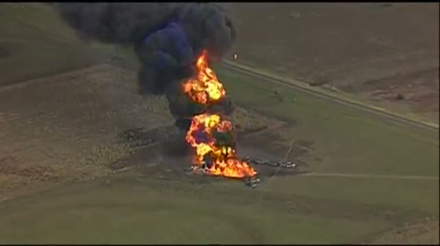 Texas Pipeline Explodes, No Injuries