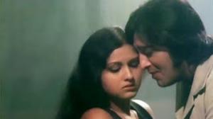 Ye Toh Zindagi Hai - Classic Fun Romantic Hindi Song - Qaid - Vinod Khanna, Leena Chandavarkar