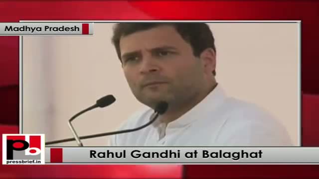 Rahul Gandhi addresses Congress rally at Lanji in Balaghat district (Madhya Pradesh)