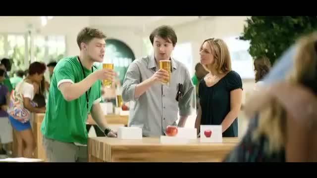 Somersby Cider's commercial parodies the Apple Store