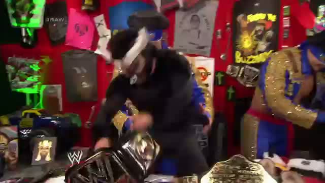 WWE Raw: Los Matadores and El Torito encourage the WWE Universe to visit WWEShop.com - Dec. 2, 2013