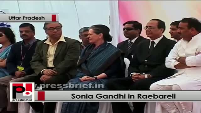 Sonia Gandhi in Raebareli launches several development schemes
