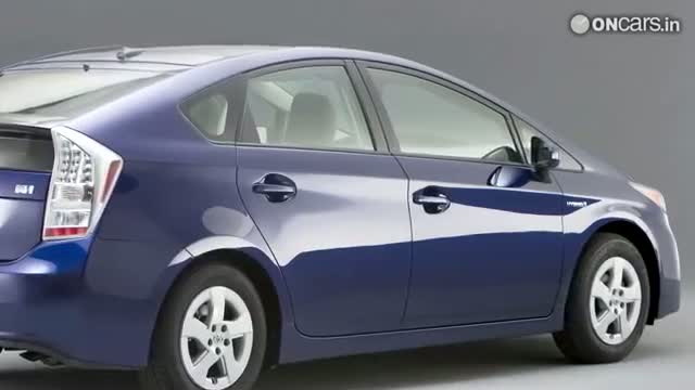 Toyota Prius recalled over potential braking problem