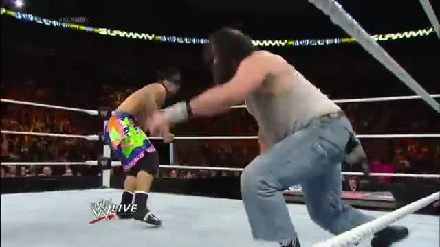 The Usos vs. Luke Harper & Erick Rowan: WWE Raw, Dec. 9, 2013