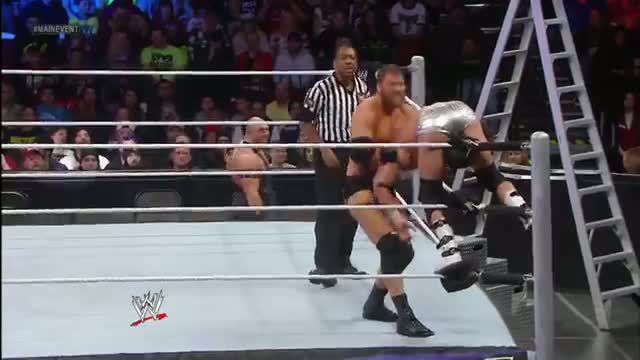 Dolph Ziggler vs. Curtis Axel: WWE Main Event, Dec. 11, 2013