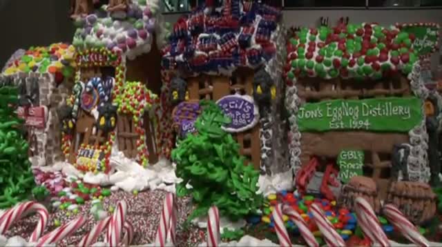 NY Hosts World's Largest Gingerbread Exhibit