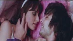 Kiss Me - Yaariyan (Dialogue Promo) - Himansh Kohli & Rakul Preet