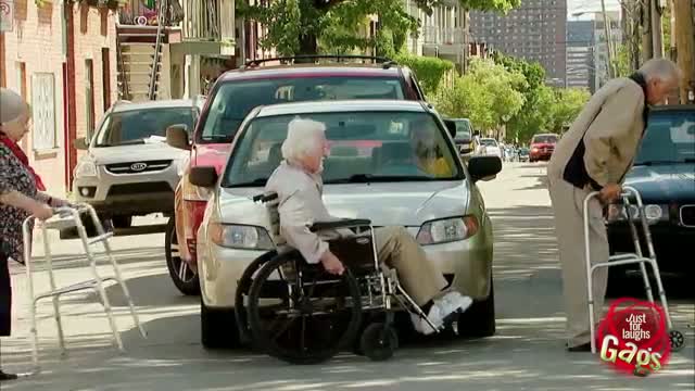 Epic Old Man - Traffic Jam Prank (Most Funny Ever)