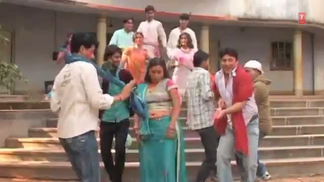 Bhojpuri Video Song "Paro Badnaam Bhail" - Movie: Fagun Ke Lutab Lahar