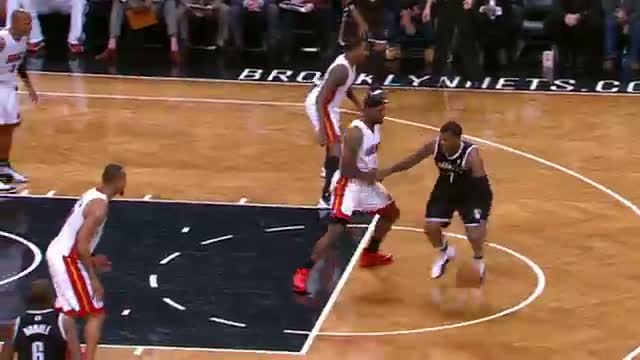 NBA: Joe Johnson Goes Off for 22 Points in the 1st Quarter!