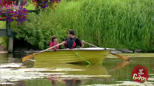 I'm On A Boat Prank - Just For Laughs Gags