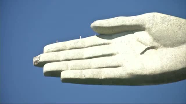 Iconic Rio Statue Damaged by Lightning