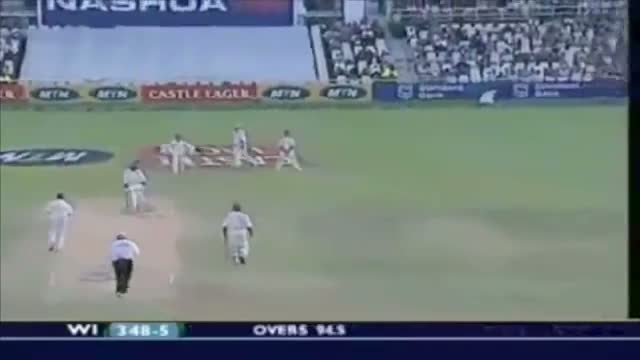 Top 10 Funniest Moments in Cricket History 