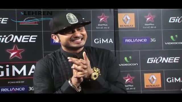 Yo Yo Honey Singh Humiliated By Asha Bhosle - WATCH NOW !!