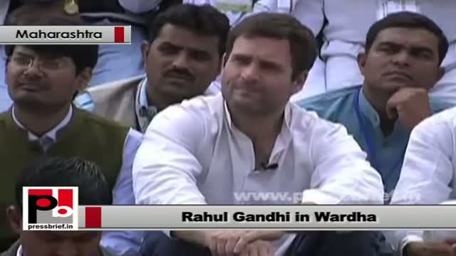 Rahul Gandhi at Wardha: stresses for the the need to give more power to local leaders part 01 video
