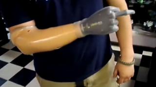 Guy Shows Off His New Robotic Hand