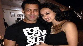 Salman Khan SHOCKINGLY ACCUSED by Sana Khan Video