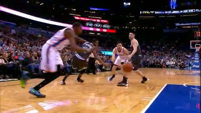 NBA: Kevin Durant Rises High for the Nasty Reverse Dunk