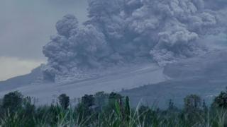 Volcano Eruption Causes Tornadoes!
