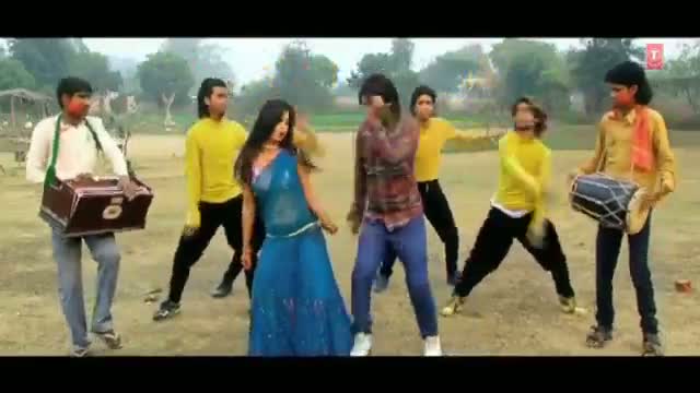 New Bhojpuri Keecharh Holi Video Song 2014 "Bhauji Rang Dale Da" Album: Chatkaar Holi