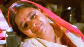 Bhojpuri Sad Video Song "Bahe Ansuvan Ke Dhaar" Movie: Mumbaiwali Munia