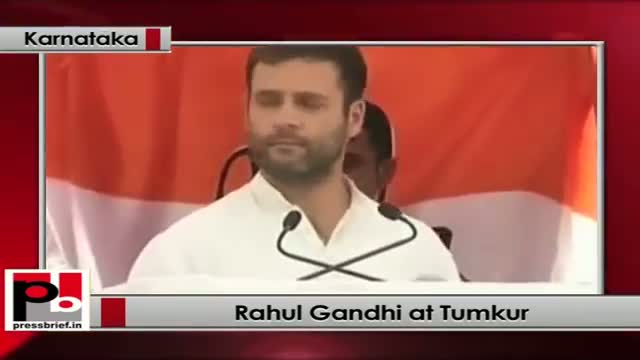 Rahul Gandhi at Tumkur (Karnataka): We need to empower women at large scale